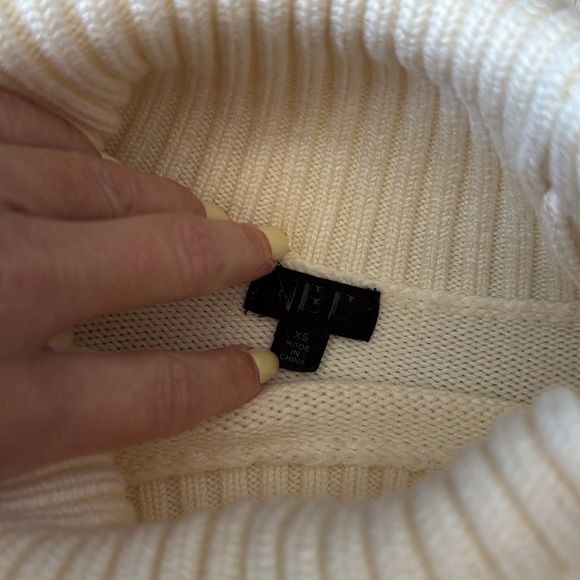 NBD cut out knit - Picture 6 of 6